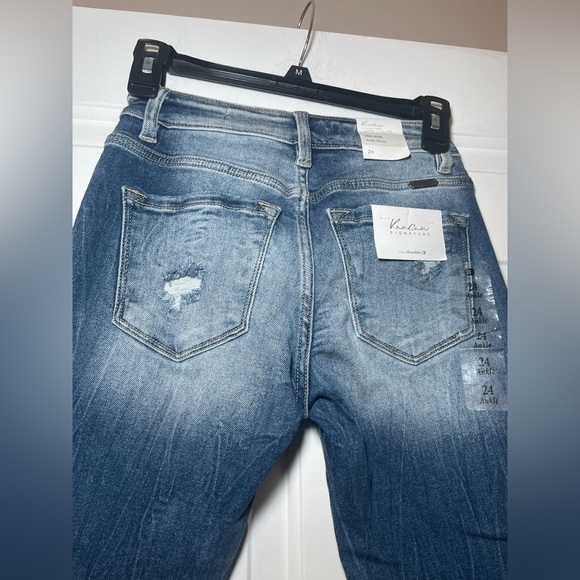 Kancan Signature Woman’s Mid Rise Ankle Skinny Jeans Size 24 Cuffed Distressed - Picture 7 of 7